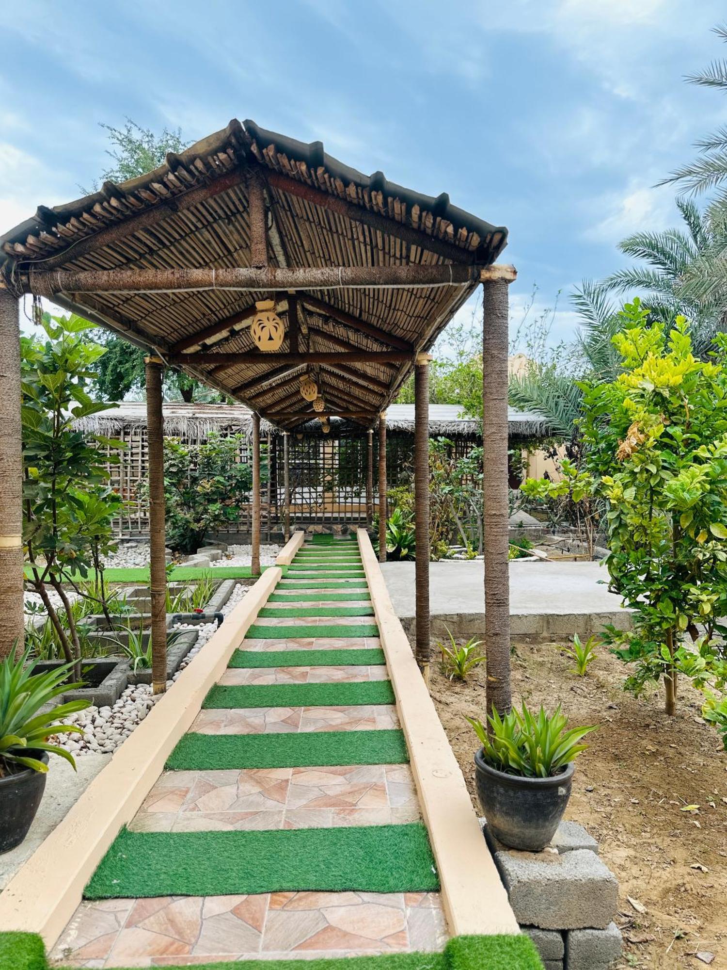 Fig Shades مزرعة ظلال التين Hotel Tiwi Exterior foto
