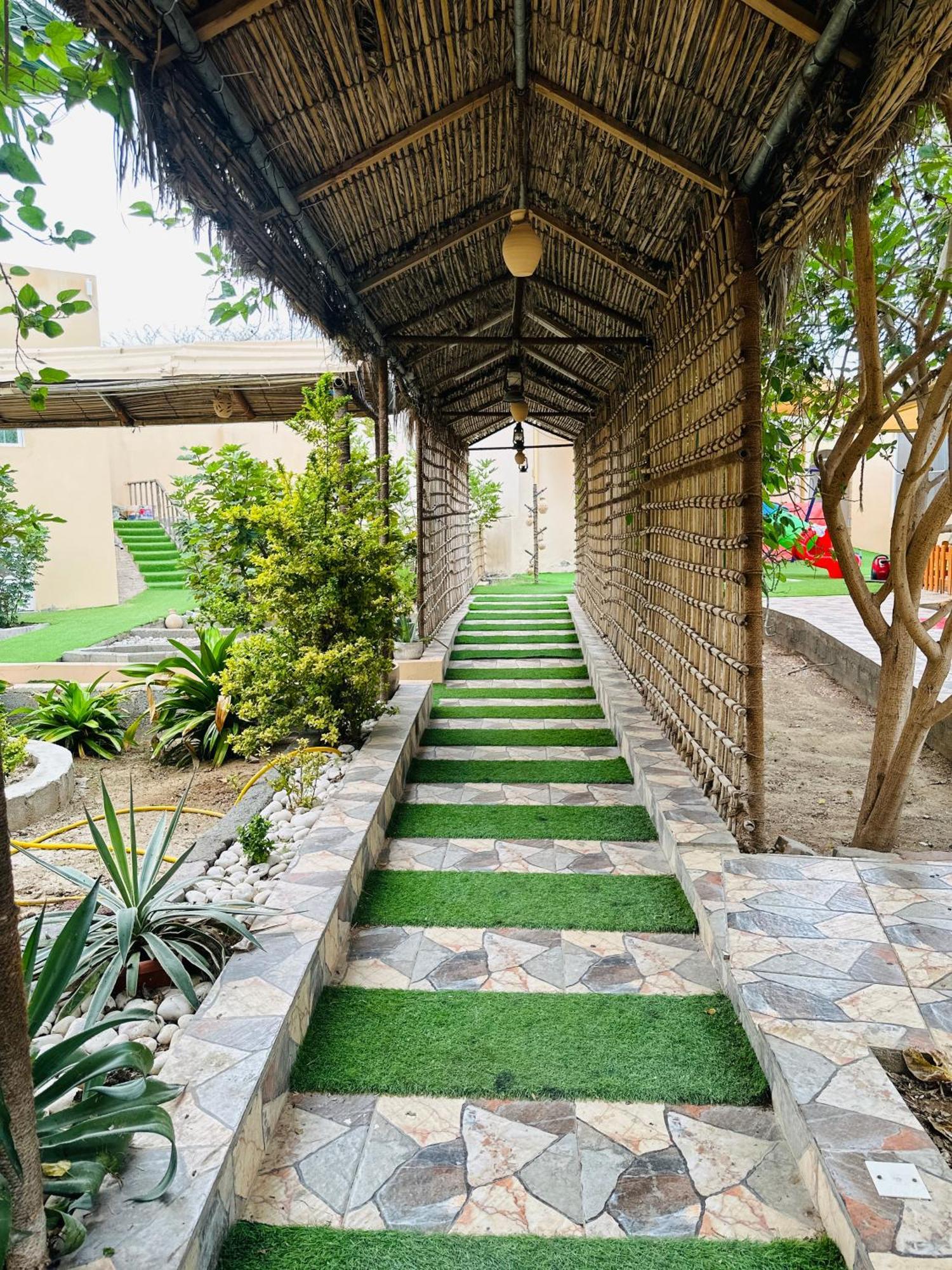 Fig Shades مزرعة ظلال التين Hotel Tiwi Exterior foto
